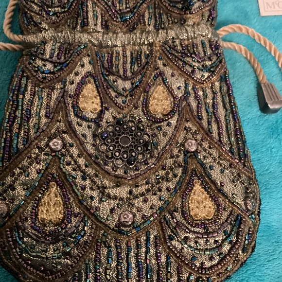 JESSICA McCLINTON FABRIC BEADED PURSE - Picture 6 of 7